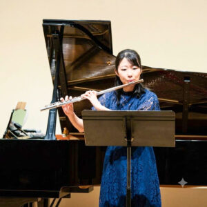 柏木静子音楽教室フルート講師：小宮